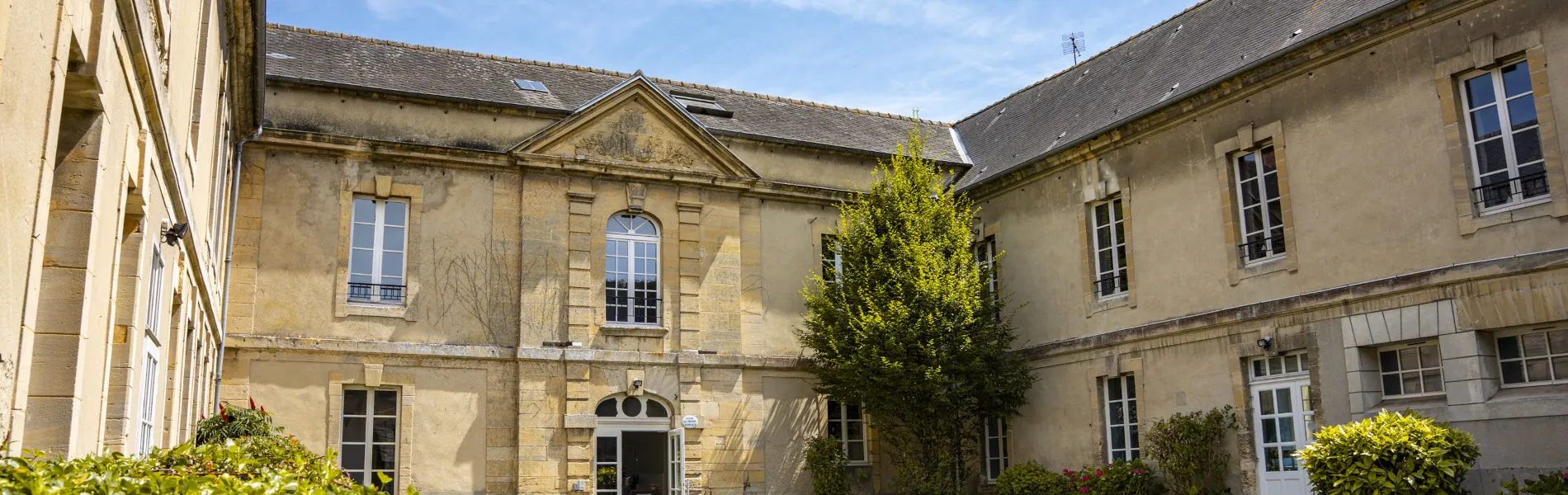 Le Logis des Grands Chapeaux